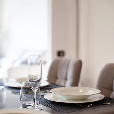 Iconic Luxury Penthouse In The Heart Of Apartment Milan